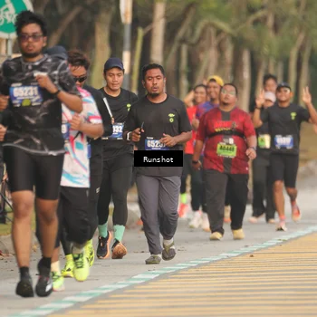Runner Photo 5630694