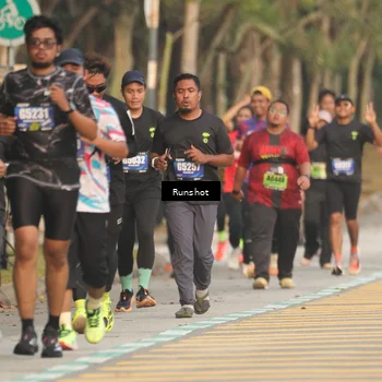 Runner Photo 5630695