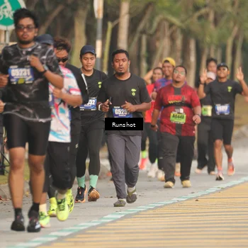 Runner Photo 5630696