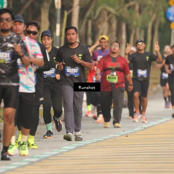 Runner Photo 5630706