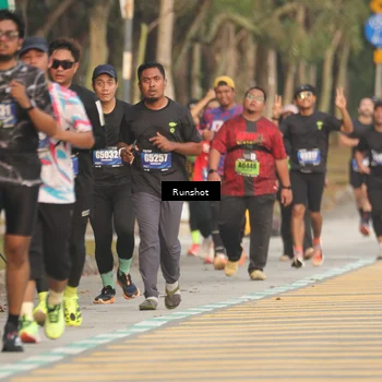 Runner Photo 5630710
