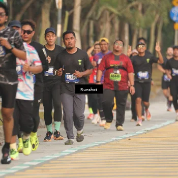 Runner Photo 5630713