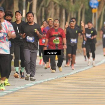 Runner Photo 5630718