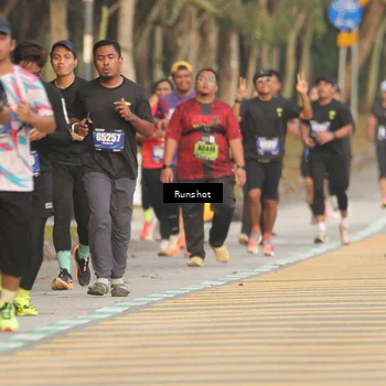 Runner Photo 5630720