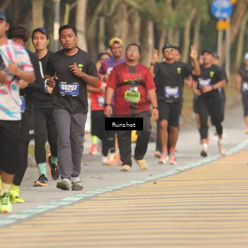 Runner Photo 5630721