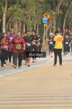 Runner Photo 5630740