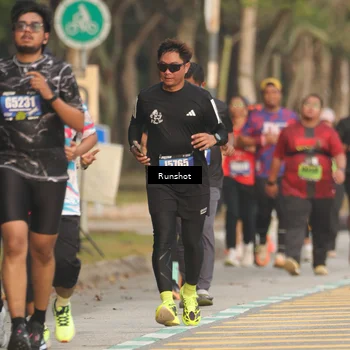 Runner Photo 5630751