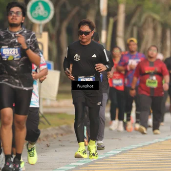 Runner Photo 5630752