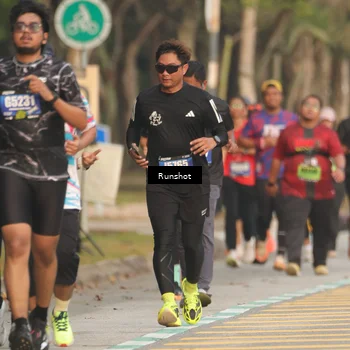 Runner Photo 5630753