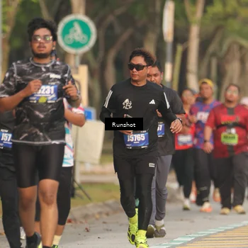 Runner Photo 5630759