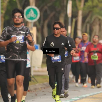 Runner Photo 5630760