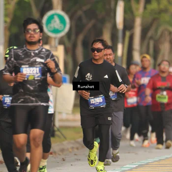 Runner Photo 5630763