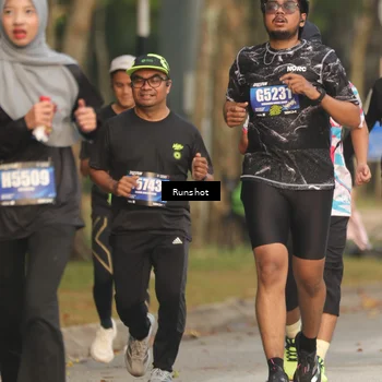 Runner Photo 5630814