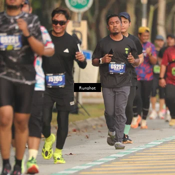 Runner Photo 5630841