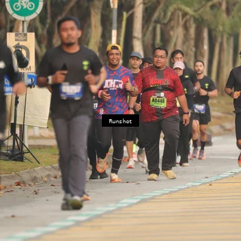Runner Photo 5630853