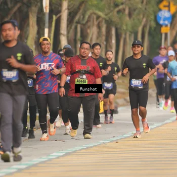 Runner Photo 5630856