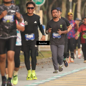 Runner Photo 5630864