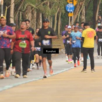 Runner Photo 5630879