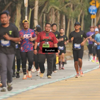 Runner Photo 5630884