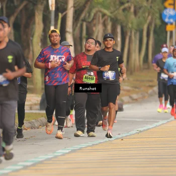 Runner Photo 5630897