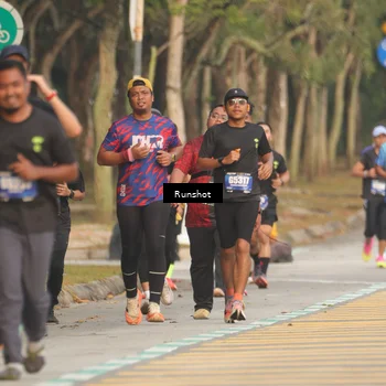 Runner Photo 5630904