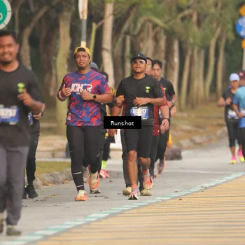 Runner Photo 5630915