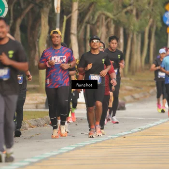 Runner Photo 5630919