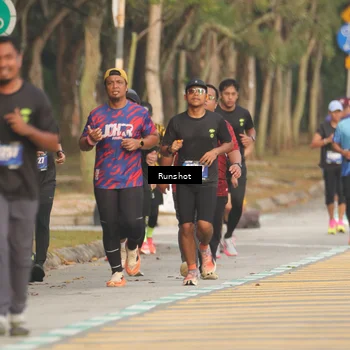 Runner Photo 5630923
