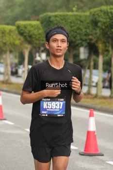 Runner Photo 5630943