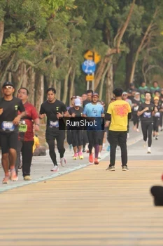Runner Photo 5630948