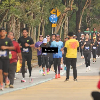 Runner Photo 5630957
