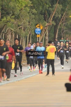 Runner Photo 5630958