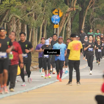 Runner Photo 5630966
