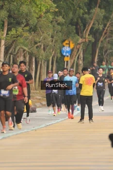Runner Photo 5630970