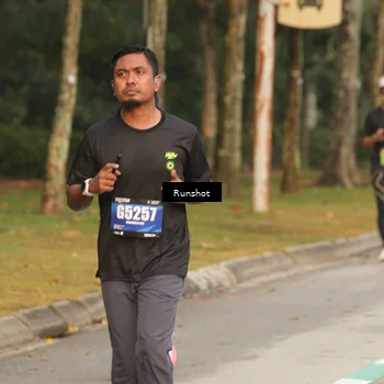 Runner Photo 5631106
