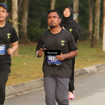 Runner Photo 5631117