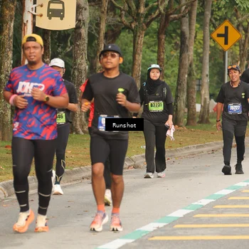 Runner Photo 5631175