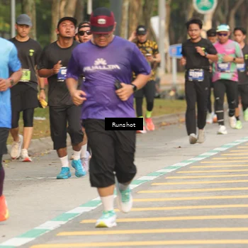 Runner Photo 5631363