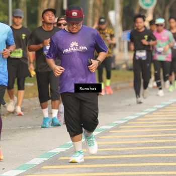 Runner Photo 5631368