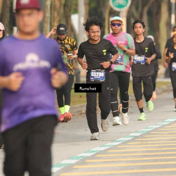 Runner Photo 5631407