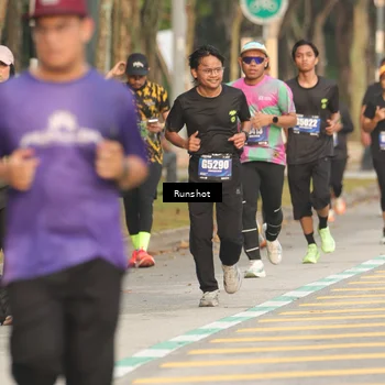Runner Photo 5631408