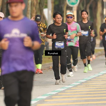 Runner Photo 5631411