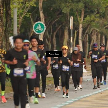 Runner Photo 5631424