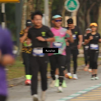 Runner Photo 5631433
