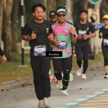 Runner Photo 5631471