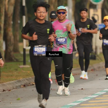 Runner Photo 5631475