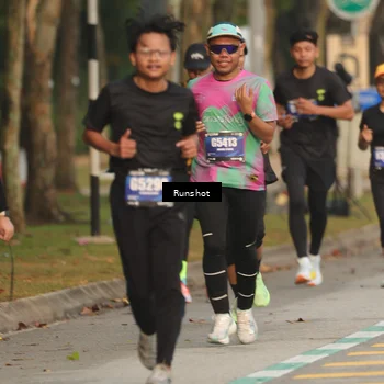 Runner Photo 5631477