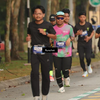 Runner Photo 5631479