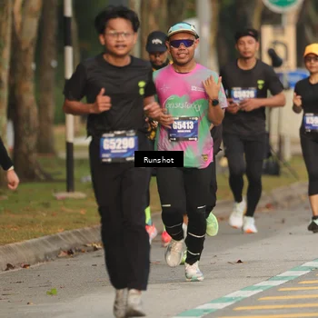 Runner Photo 5631483