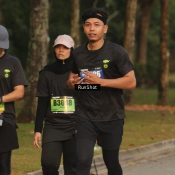 Runner Photo 5631579